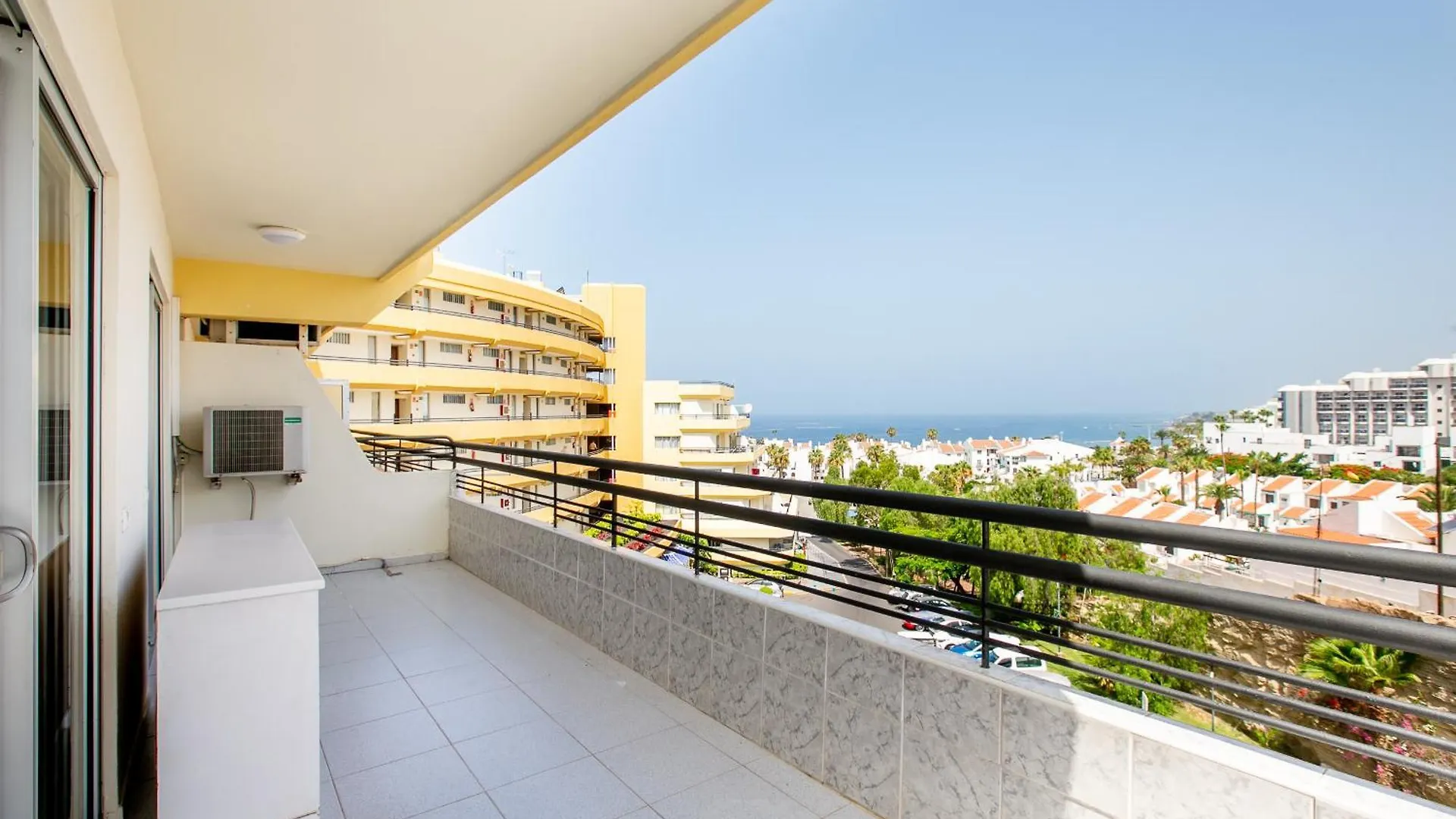 Fabulous New 2 Bedroom Apartment In Costa Adeje 스페인