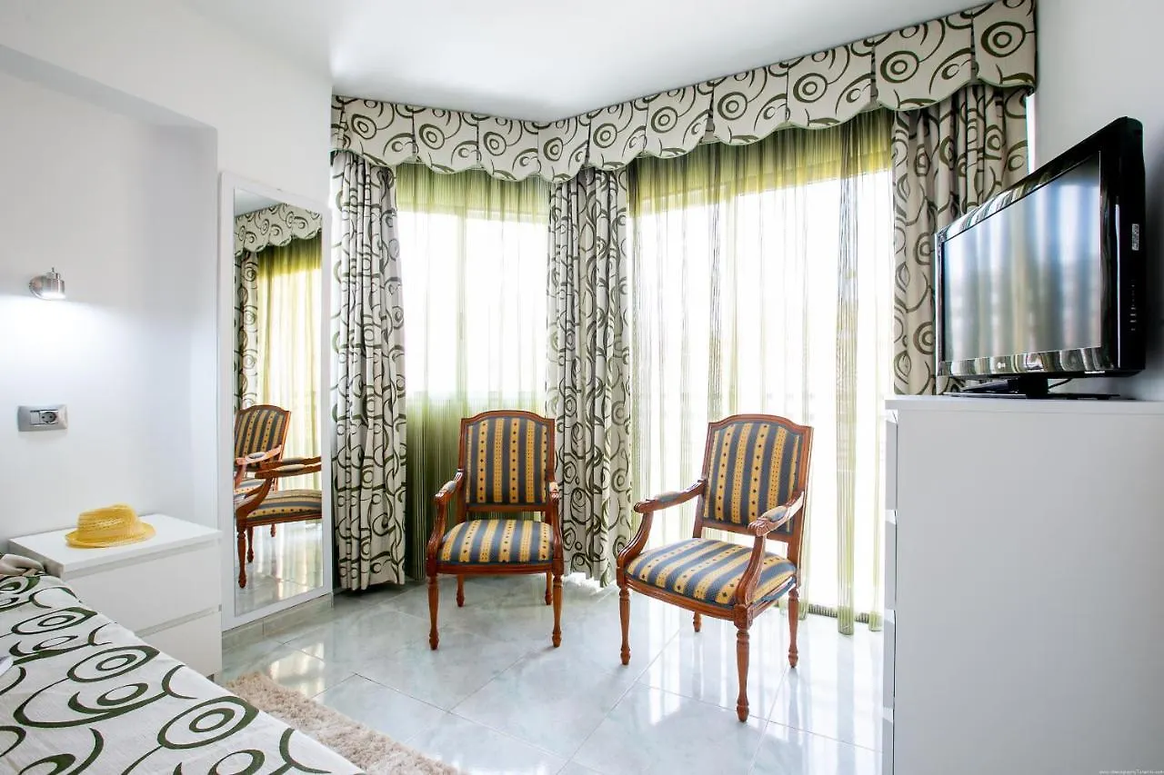 Fabulous New 2 Bedroom Apartment In Costa Adeje 0*, Адехе